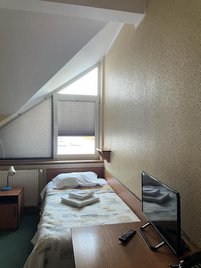 Hotel Sens Mierzyn  Екстер'єр фото