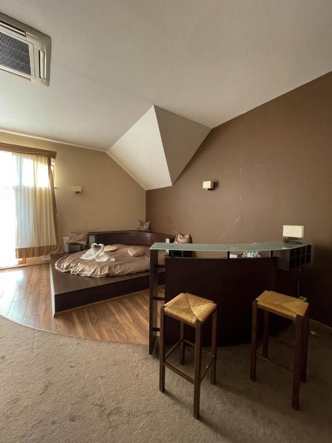Hotel Sens Mierzyn  Екстер'єр фото