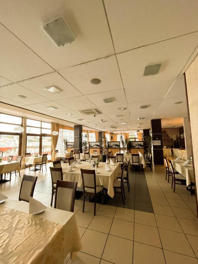 Hotel Sens Mierzyn  Екстер'єр фото
